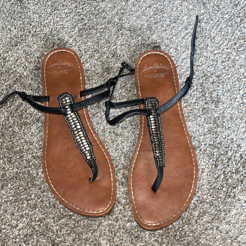 Gently Used: American Eagle Sandals : Sz: 9